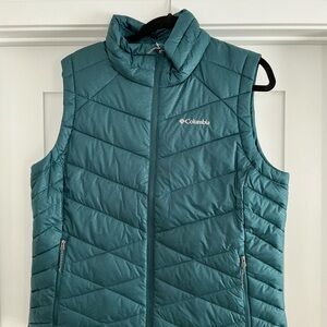 NWT Columbia Heavenly Teal Quilted Insulated Vest, size XL.